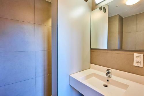 Albergue G�te D'etape-auberge De Jeunesse Jacques Brel
