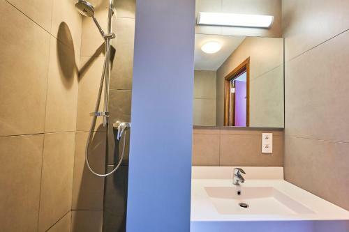 Albergue G�te D'etape-auberge De Jeunesse Jacques Brel