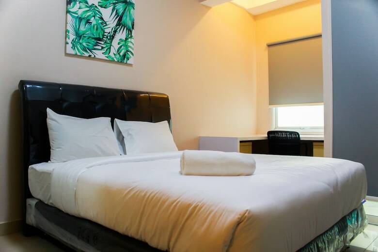 Pool View Studio Room Apartment The Nest Puri