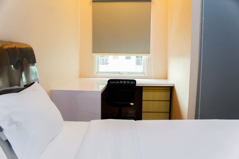 Pool View Studio Room Apartment The Nest Puri