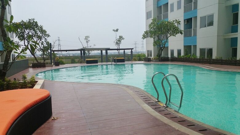 Pool View Studio Room Apartment The Nest Puri
