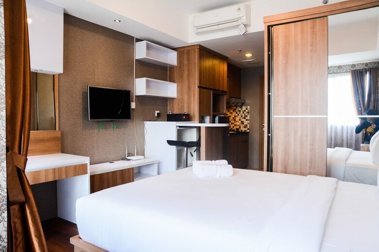 Comfortable Studio The Oasis Lippo Cikarang Apartment