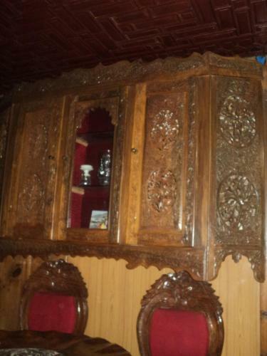 Hotel Haroon Houseboat