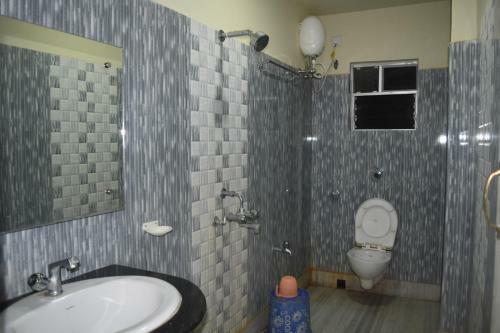 Hotel Mamoni Group