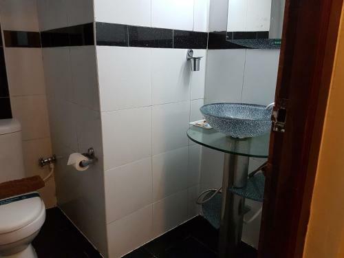 Hotel Ponmari Residencyy