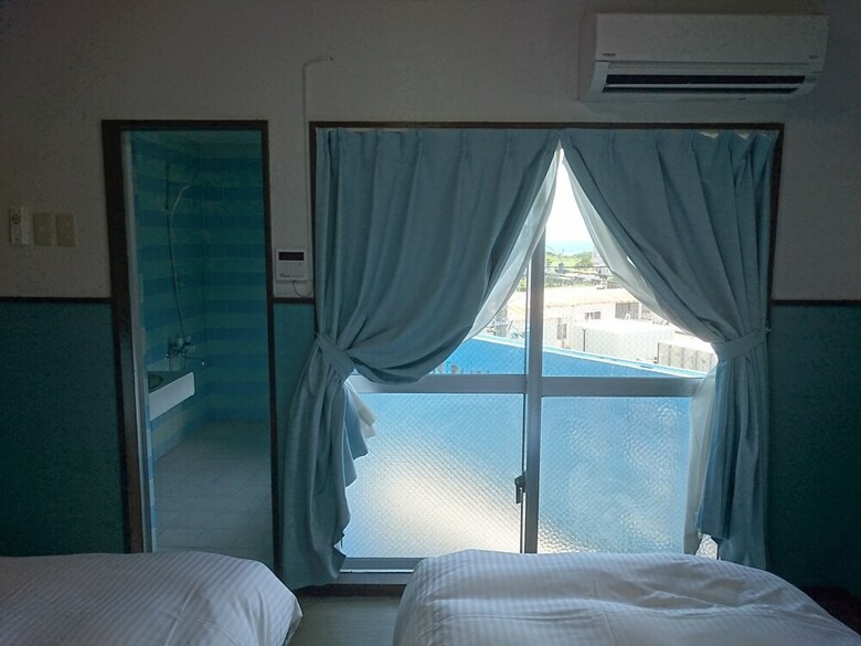 Hotel Eef Condominium Kumejima