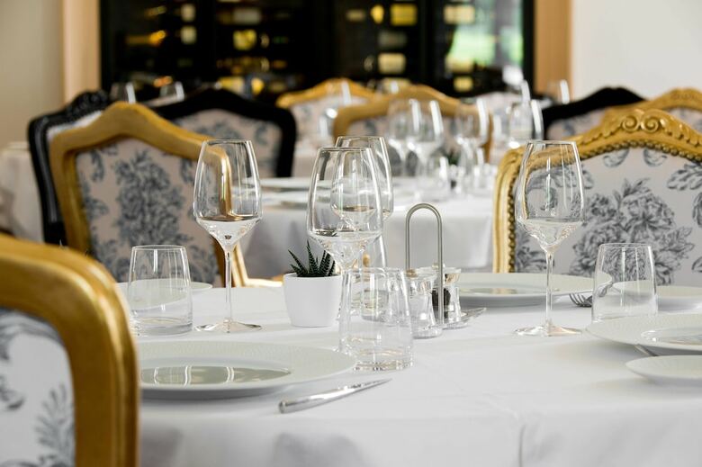 Hotel Alexandra Palace - Younan Collection