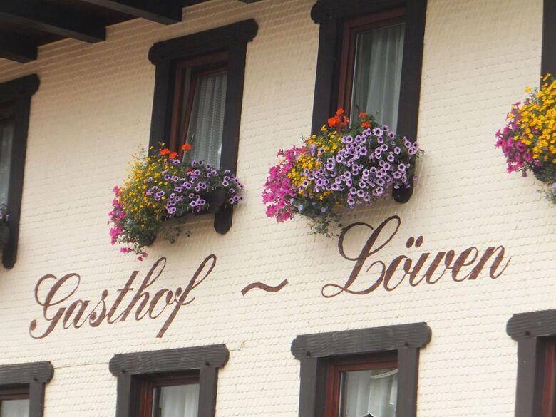 Posada Gasthof Zum L�wen Enzkl�sterle