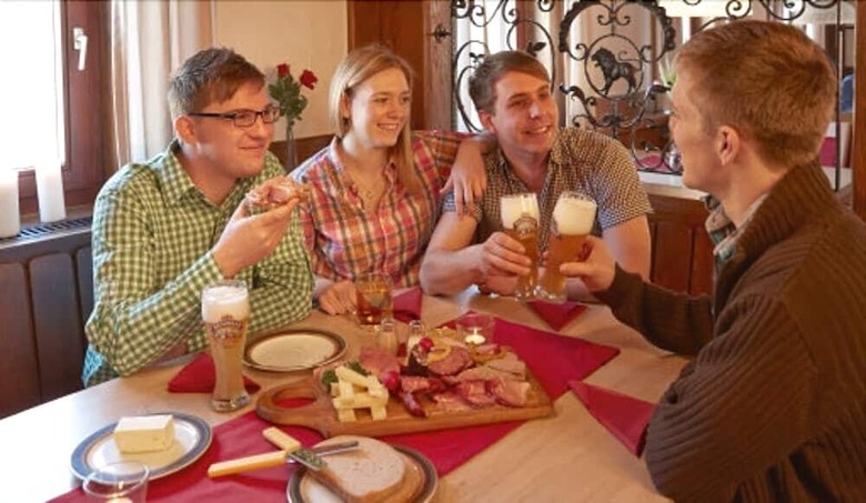 Posada Gasthof Zum L�wen Enzkl�sterle