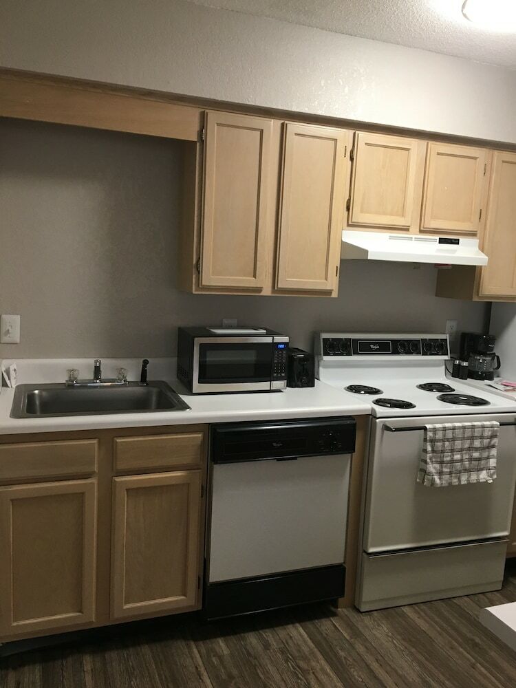 Aparthotel Ambassador Inn And Suites