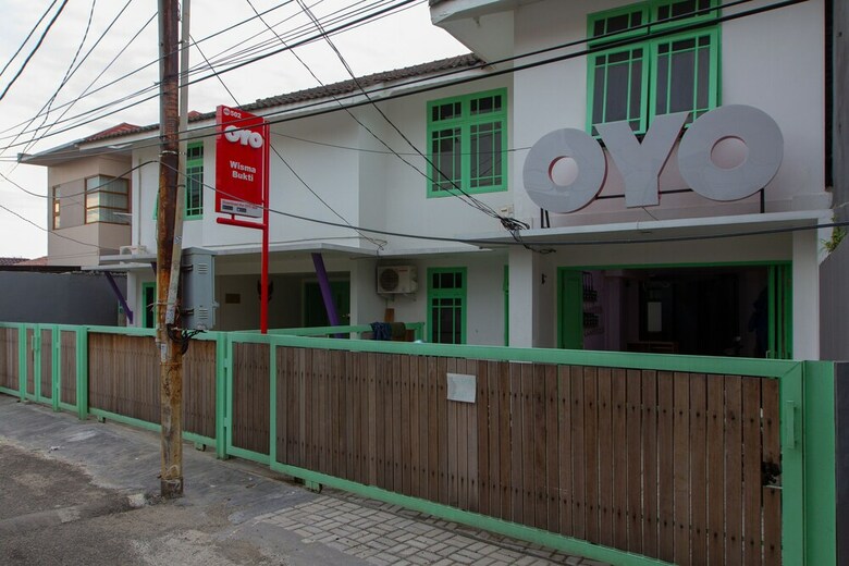 Hotel Oyo 502 Wisma Bukti