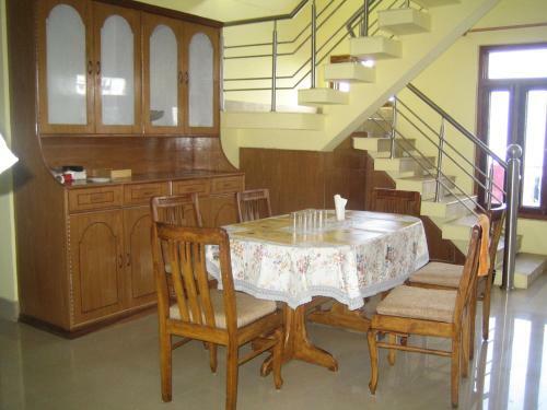 Bed & Breakfast Chandruma Cottage