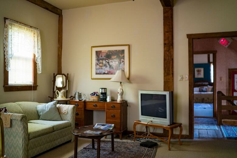 Bed & Breakfast Osceola Mill