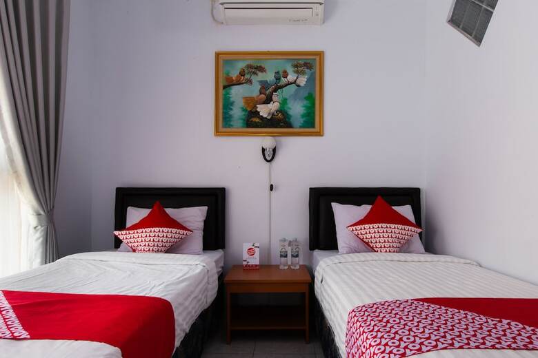 Hotel Oyo 569 Cigadung Guest House