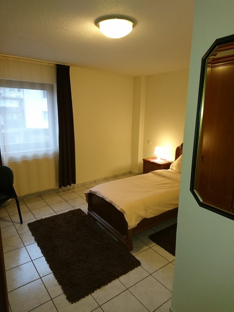 Euro-hotel