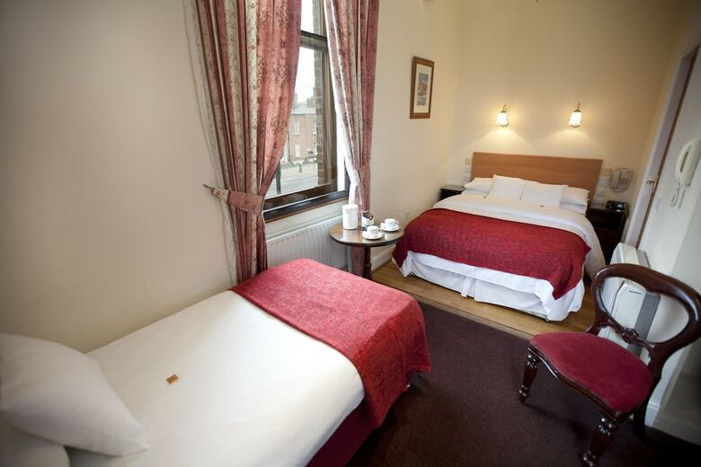 Hotel Leeson Bridge Guesthouse