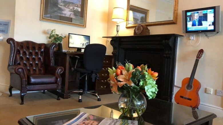 Hotel Leeson Bridge Guesthouse