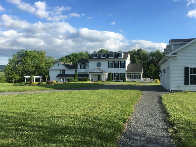 Bed & Breakfast Loudoun Valley Manor