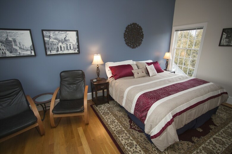Bed & Breakfast Loudoun Valley Manor