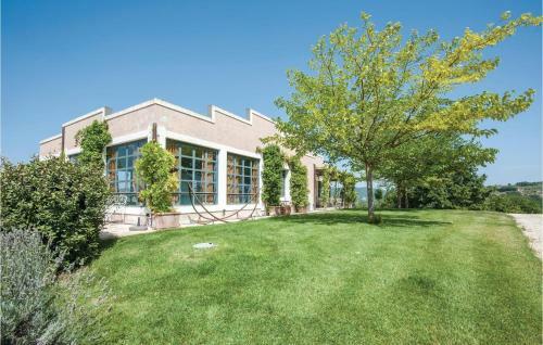 Seven-bedroom Holiday Home In Perugia