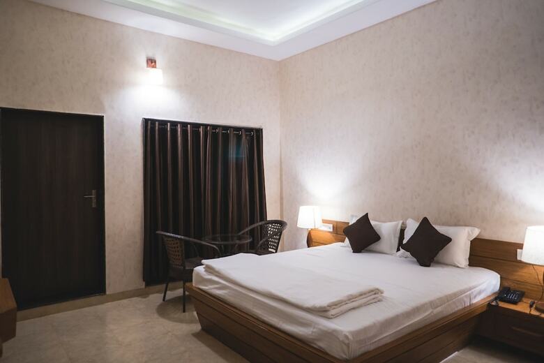 Apartamento Five Lotus Indo German Nature Cure Centre