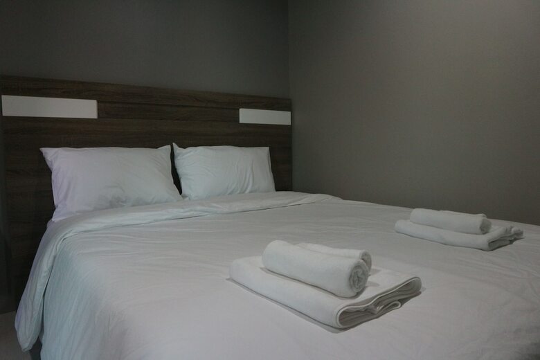 Hotel Pj Place  Service Apartment