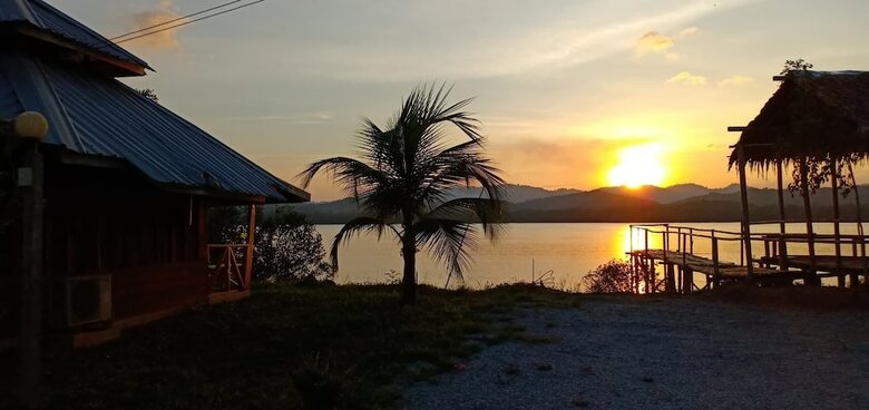 Hotel Thai-myanmar Riverside Resort