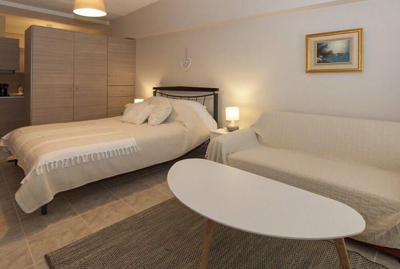 Apartamentos Best House Petit Pylos Messinias