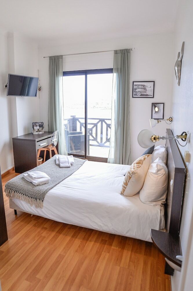 Single Fin Hotel & Lodge