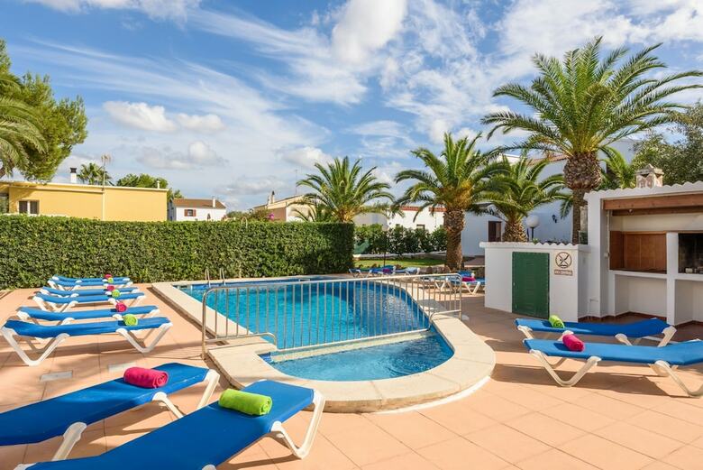 Apartamentos Menorca Palmeras
