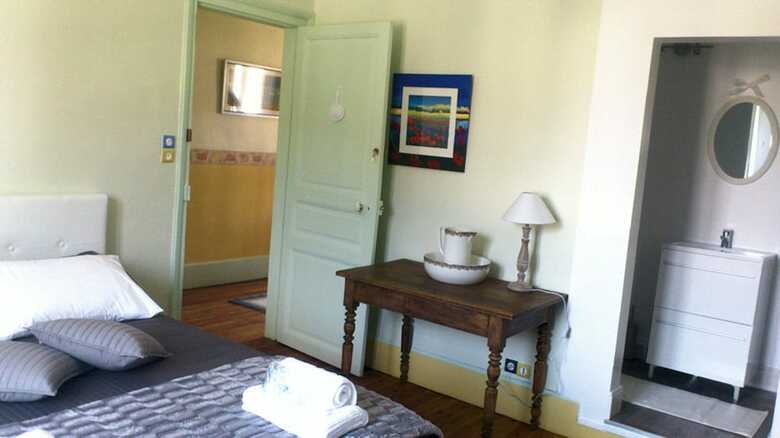 Bed & Breakfast Aux Chambres Du Roy