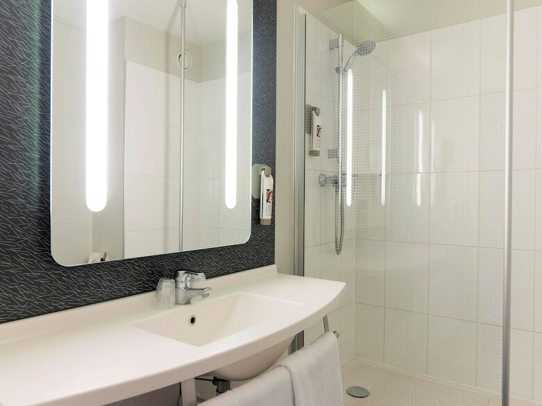 Hotel Ibis Laval Le Relais D'armor