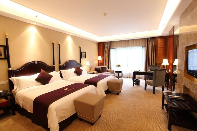 Green Lake Hot Spring Hotel