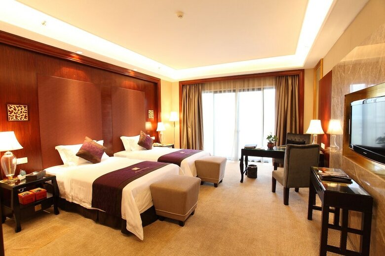 Green Lake Hot Spring Hotel