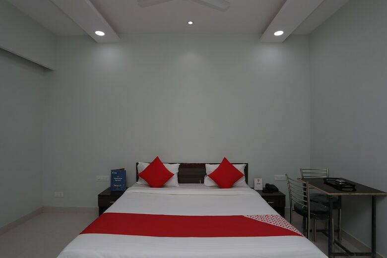 Oyo 18314 Hotel Kailash Mansarovar And Banquet Hall