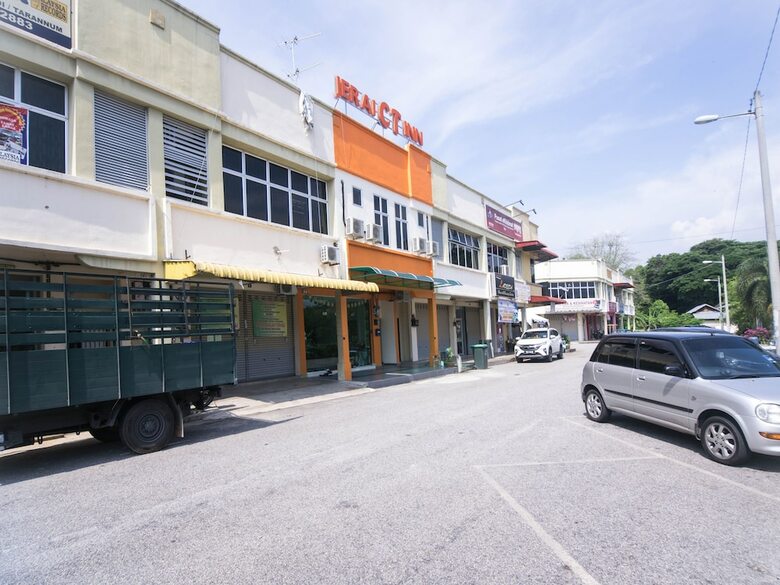 Oyo 1101 Hotel Jerai Ct Inn