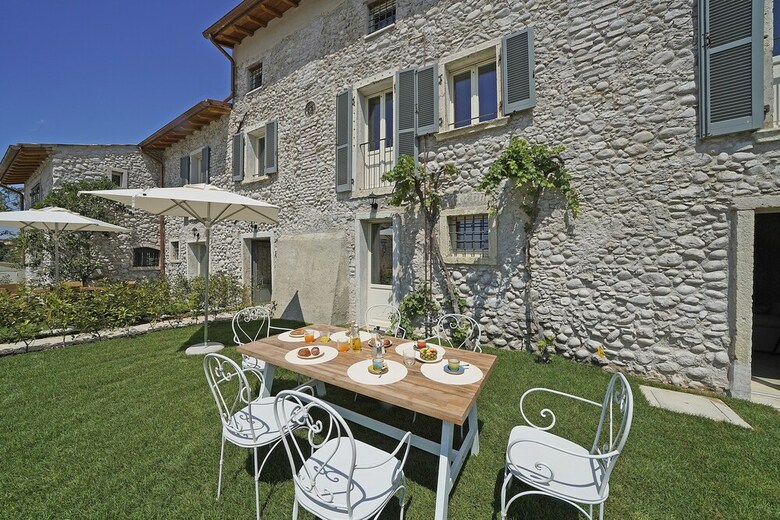 Dogoli Country Apartments