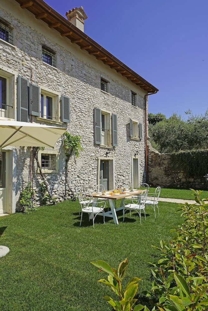 Dogoli Country Apartments