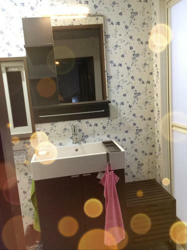 Hostal Osaka Shinichi House