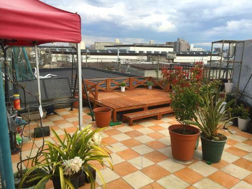 Hostal Osaka Shinichi House