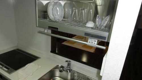 Hostal Osaka Shinichi House