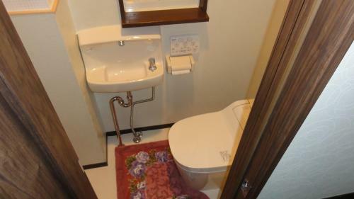 Hostal Osaka Shinichi House