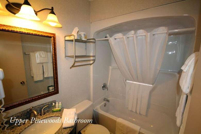 Hotel The Glen House Resort Ltd