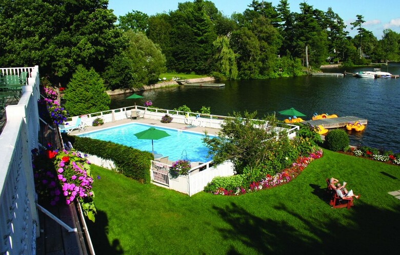 Hotel The Glen House Resort Ltd