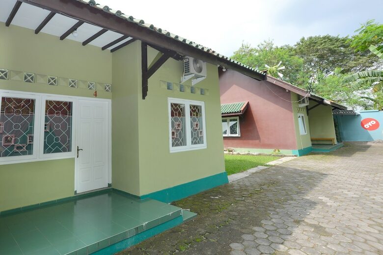 Hostal Oyo 722 Uno Guesthouse