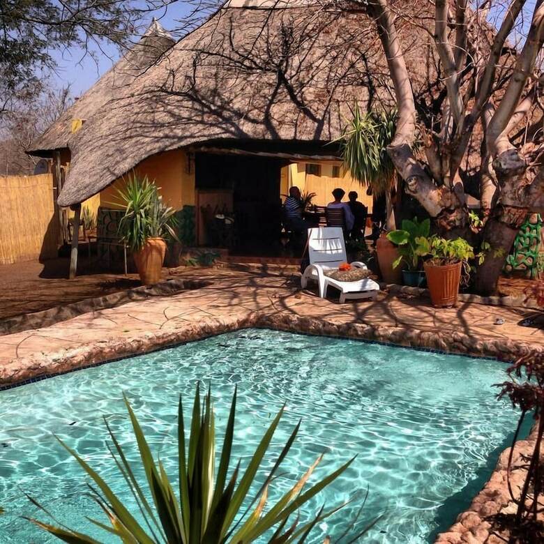 Posada Lesoma Valley Lodge