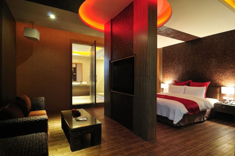 One + One Motel