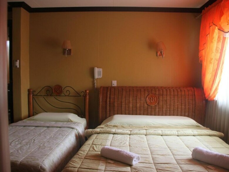 Hotel Rm Guest House