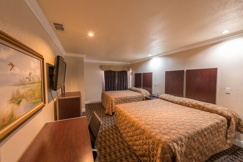 Hotel Edgewater Inn Reedley