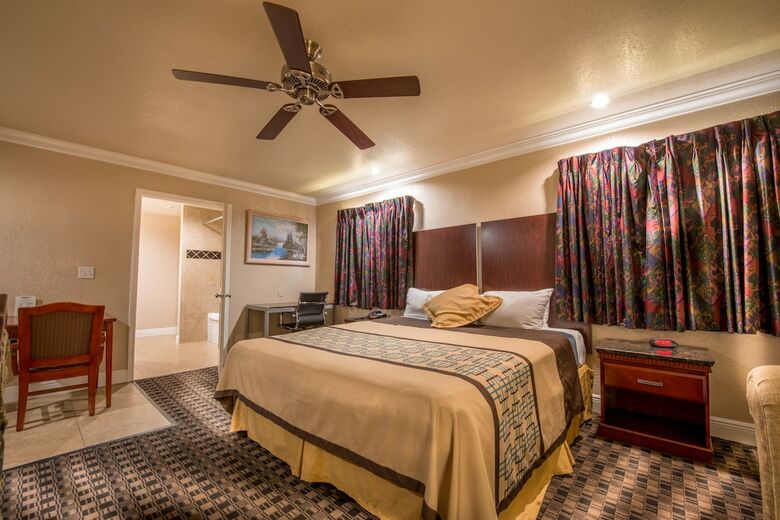 Hotel Edgewater Inn Reedley